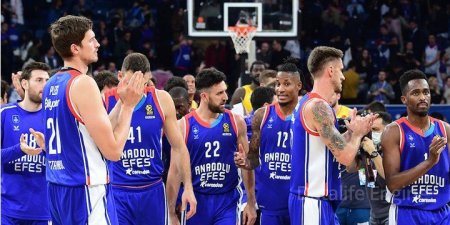 Anadolu Efes vs Barcelona